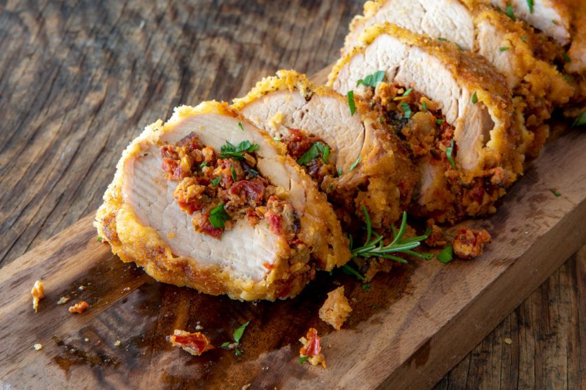 Tenderloin プルオーバー Pork Tenderloin Stuffed with Gorgonzola, Bacon, Sun Dried Tomato