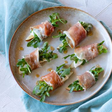 Champagne Pear & Prosciutto Bites